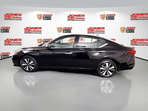 Used 2019 Nissan Altima 2.5 SV AWD/4WD image 14