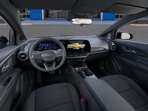 New 2026 Chevrolet Equinox EV LT image 15