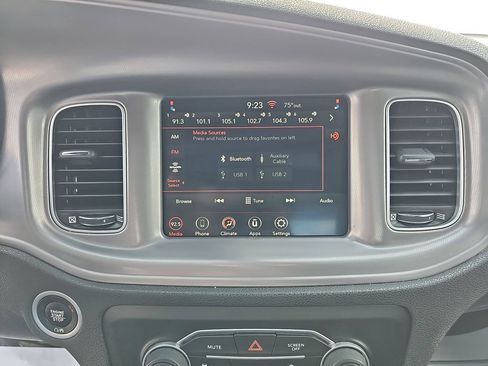Used 2023 Dodge Charger SXT RWD image 21
