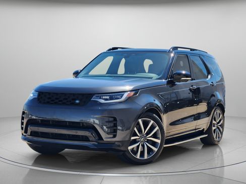 Used 2024 Land Rover Discovery Dynamic SE AWD/4WD image 1