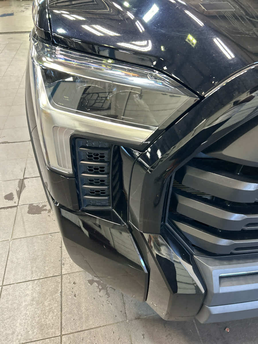 Used 2023 Toyota Tundra SR5 w/ SR5 Premium Package AWD/4WD image 4
