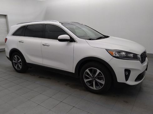 Used 2019 Kia Sorento EX w/ EX Touring Package image 11