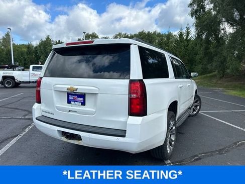 Used 2017 Chevrolet Suburban LT AWD/4WD image 4