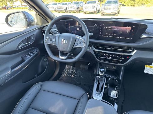 New 2026 Buick Envista Sport Touring FWD image 17