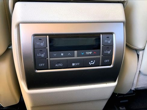 Used 2015 Lexus GX 460 w/ Premium Package AWD/4WD image 36