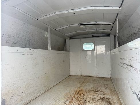 Used 2016 Chevrolet Express 3500 image 11