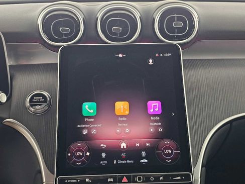 Used 2026 Mercedes-Benz GLC 300 image 24