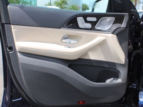 Certified 2020 Mercedes-Benz GLS 450 4MATIC image 11