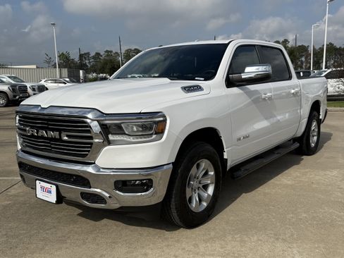 Used 2024 RAM 1500 Laramie image 8