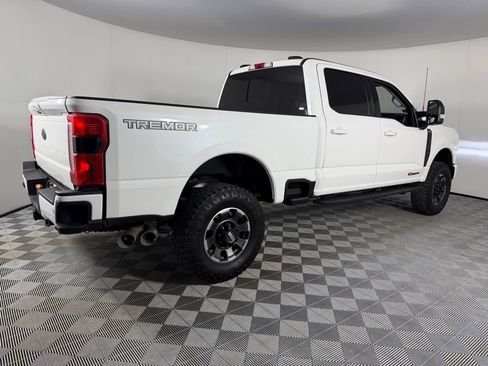 Used 2024 Ford F350 Lariat w/ Lariat Ultimate Package AWD/4WD image 8