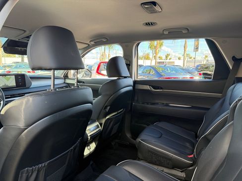 Used 2024 Hyundai Palisade SEL image 15