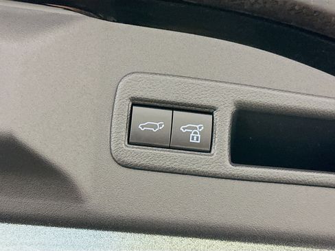 Used 2023 Subaru Solterra AWD image 31