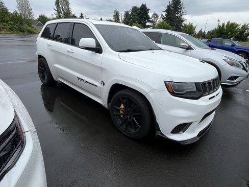 Used 2018 Jeep Grand Cherokee Trackhawk AWD/4WD image 6