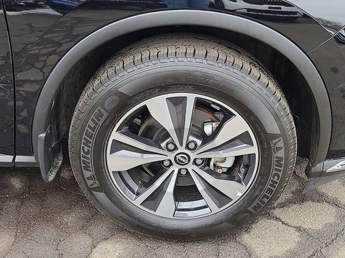 Used 2024 Nissan Murano SV image 8