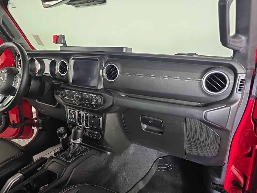 Used 2020 Jeep Gladiator Overland AWD/4WD image 35