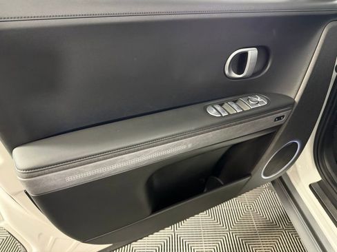 Used 2023 Hyundai Ioniq 5 Limited image 23