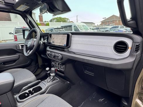 New 2026 Jeep Wrangler Unlimited Sport AWD/4WD image 18