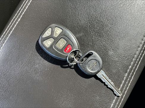 Used 2016 Chevrolet Traverse LT image 35