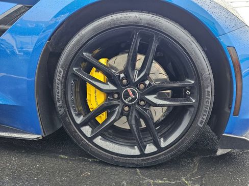 Used 2015 Chevrolet Corvette Stingray Coupe image 9