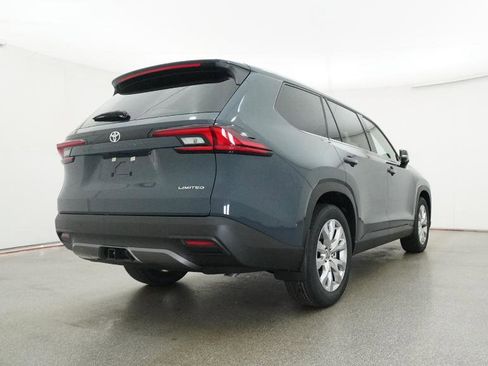 New 2026 Toyota Grand Highlander FWD image 63
