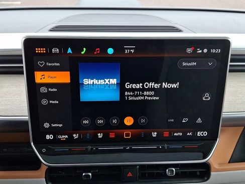 Used 2025 Volkswagen ID. Buzz 1st Edition image 18