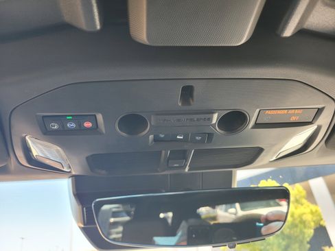 Used 2025 GMC Hummer EV 2X AWD/4WD image 20