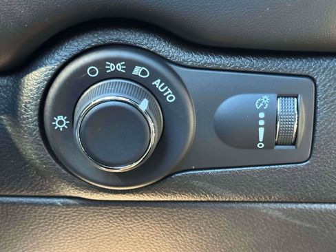 Used 2024 Dodge Durango GT AWD/4WD image 18