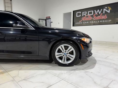 Used 2017 BMW 330i Sedan RWD image 5