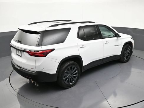 Certified 2023 Chevrolet Traverse RS w/ LPO, Floor Liner Package AWD/4WD image 20