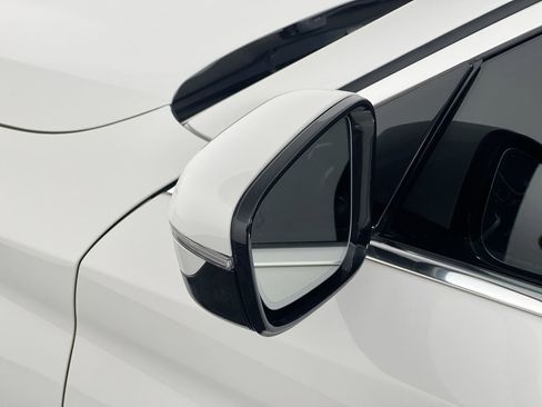 Used 2022 BMW 540i xDrive w/ Convenience Package image 10