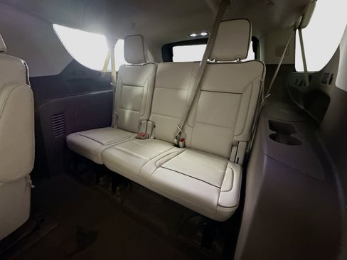 Used 2021 GMC Yukon XL Denali w/ Denali Premium Package image 42