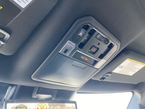 New 2026 Toyota Tundra Limited AWD/4WD image 28
