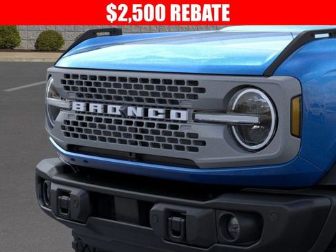 New 2025 Ford Bronco Badlands image 19