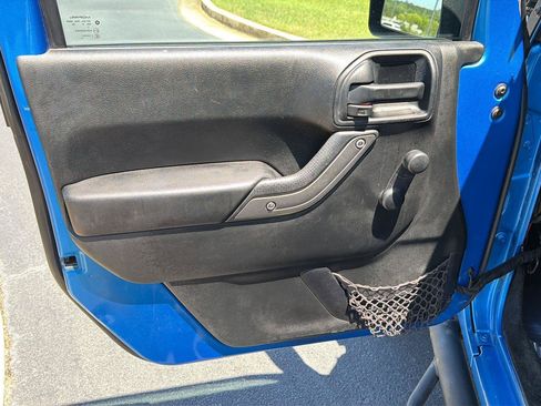Used 2016 Jeep Wrangler Unlimited Sport AWD/4WD image 16