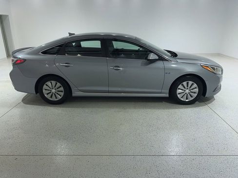 Used 2016 Hyundai Sonata SE image 6