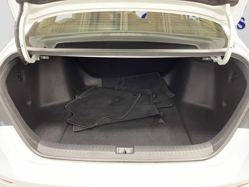 Used 2023 Honda Accord EX image 4