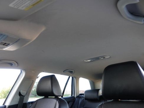 Used 2010 Volkswagen Jetta TDI FWD image 51