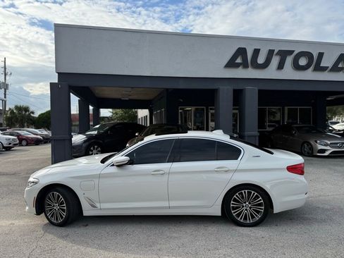 Used 2019 BMW 530e image 2