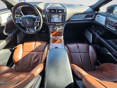 Used 2020 Lincoln Continental Reserve w/ Luxury Package image 13