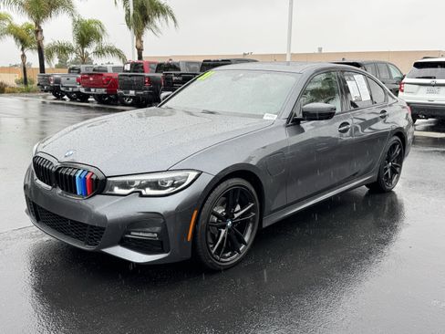 Used 2021 BMW 330e w/ M Sport Package image 5