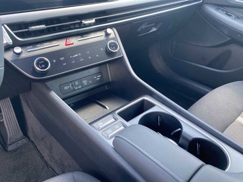 Certified 2025 Hyundai Sonata SEL image 17