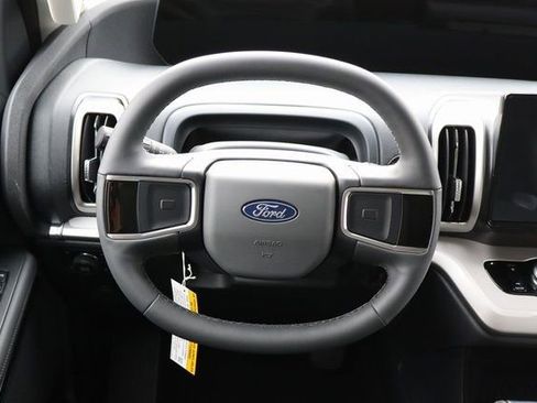 New 2026 Ford Expedition Active AWD/4WD image 11