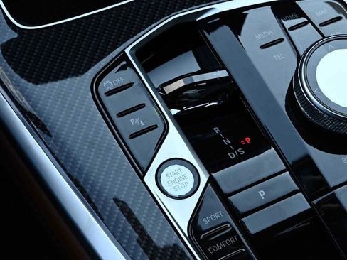 New 2026 BMW X5 M60i image 17