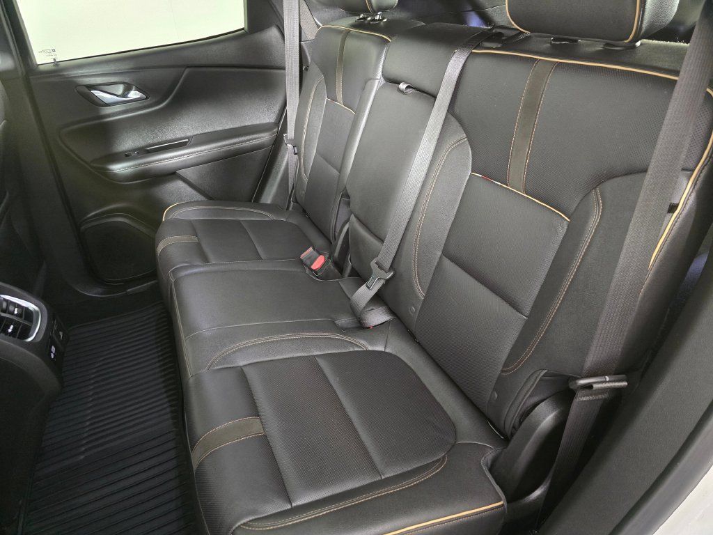 Used 2023 Chevrolet Blazer Premier AWD/4WD image 19