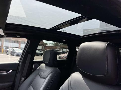 Certified 2024 Cadillac XT5 Premium Luxury AWD/4WD image 18