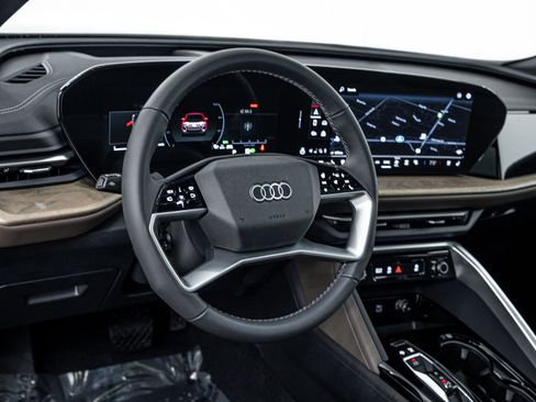 New 2025 Audi Q5 Premium Plus image 10