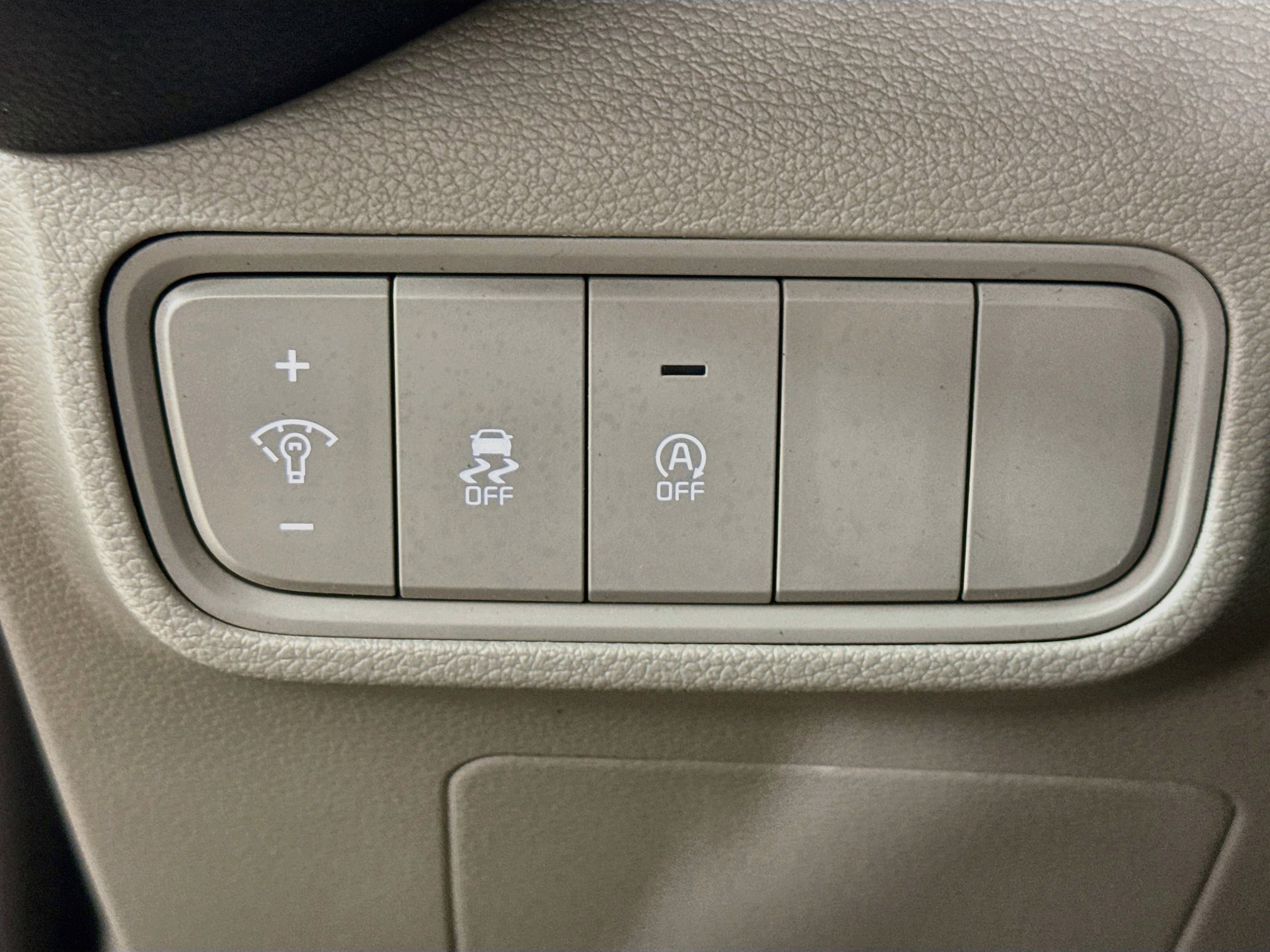 Used 2024 Kia Soul LX FWD image 9
