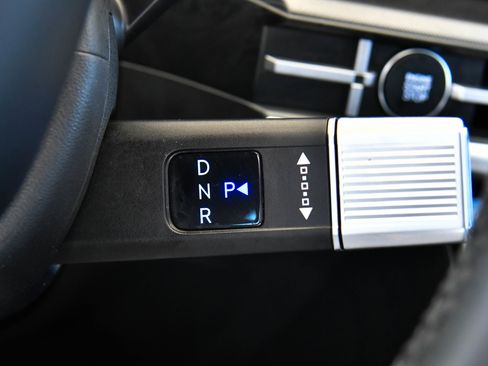 Used 2024 Hyundai Santa Fe SEL image 32