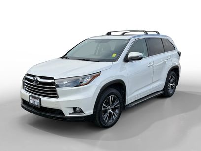 Used 2016 Toyota Highlander XLE