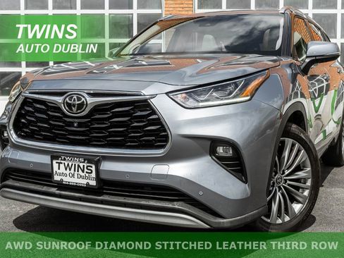 Used 2020 Toyota Highlander Platinum AWD/4WD image 1